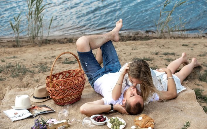 The Crushing Reality of Loving Someone Who Doesn’t Want to Commit