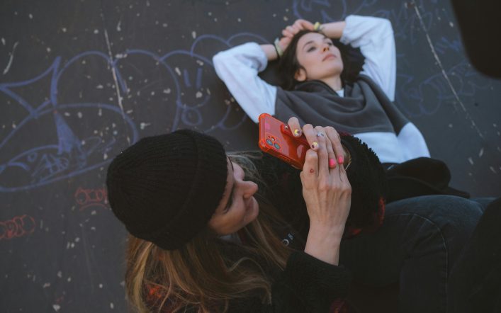 What Happens When You Fall in Love with Someone Who’s Emotionally Unavailable?